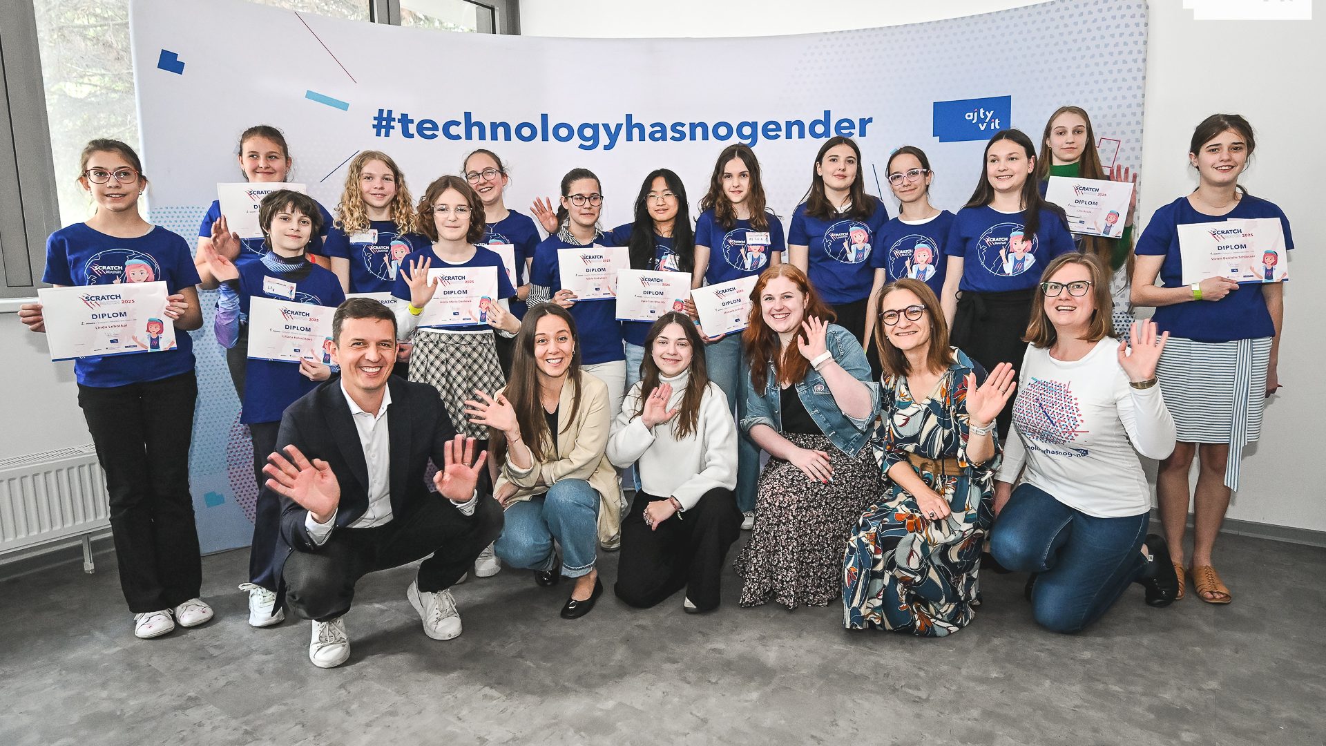 AjTyvIT_ScratchMatch_finale_24052025_martina_mlcuchova_LOGO-120